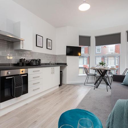 Charles Alexander Short Stay - Charnley House Apartments Blackpool Zewnętrze zdjęcie