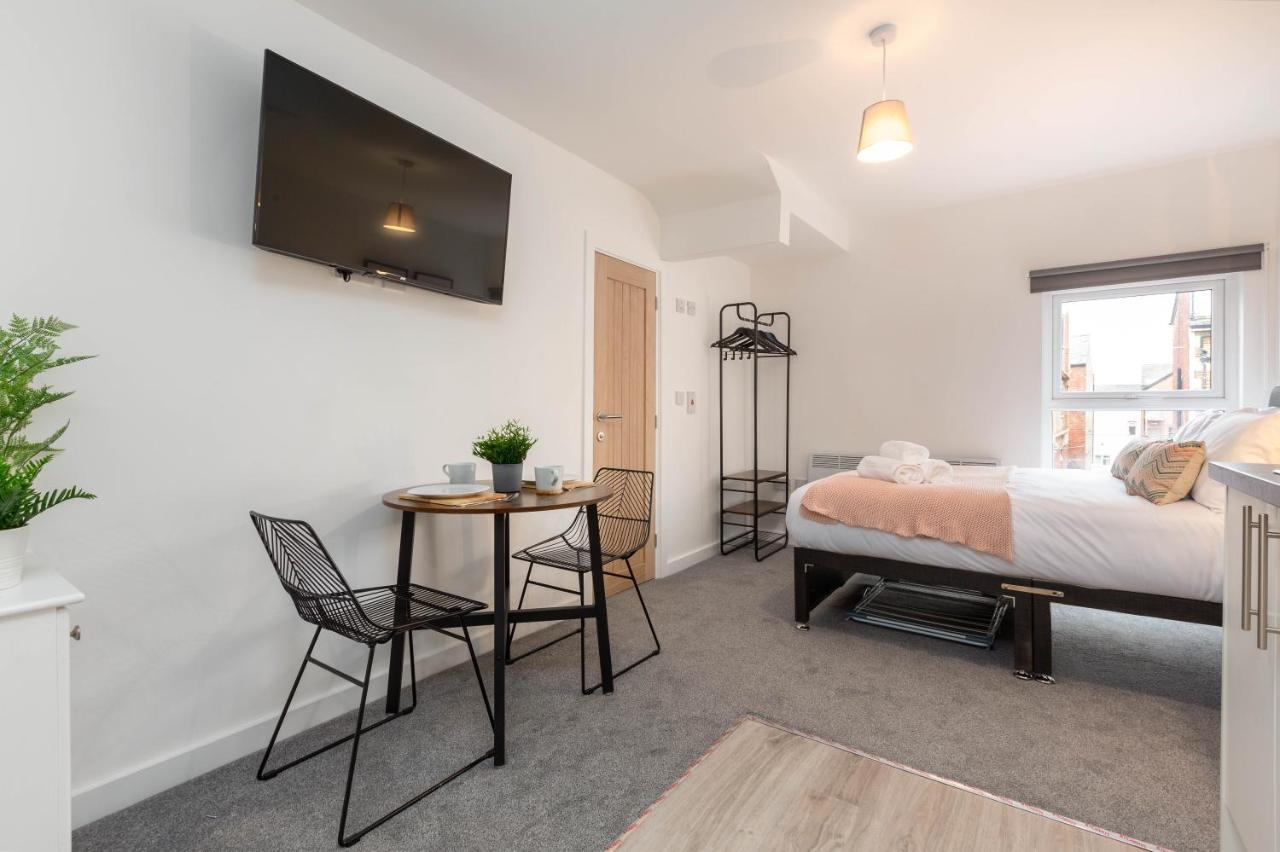 Charles Alexander Short Stay - Charnley House Apartments Blackpool Zewnętrze zdjęcie