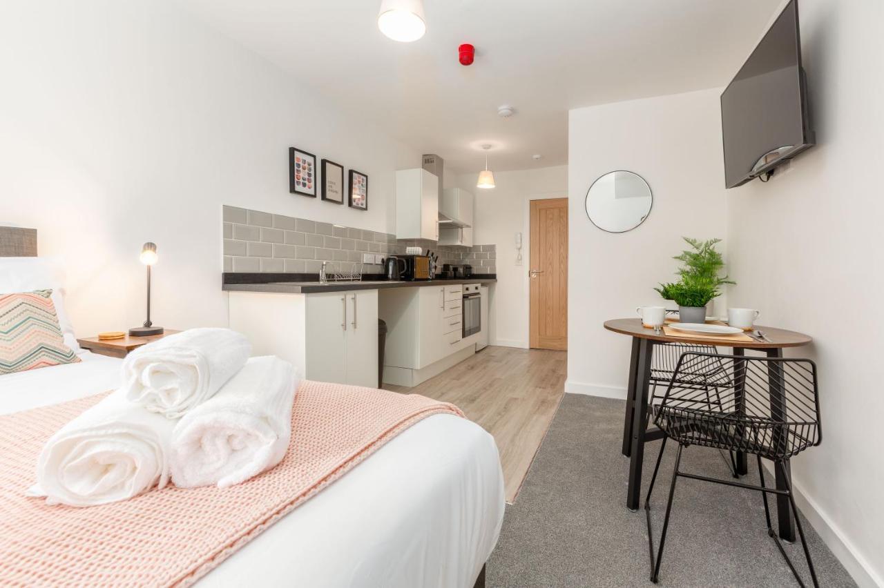 Charles Alexander Short Stay - Charnley House Apartments Blackpool Zewnętrze zdjęcie