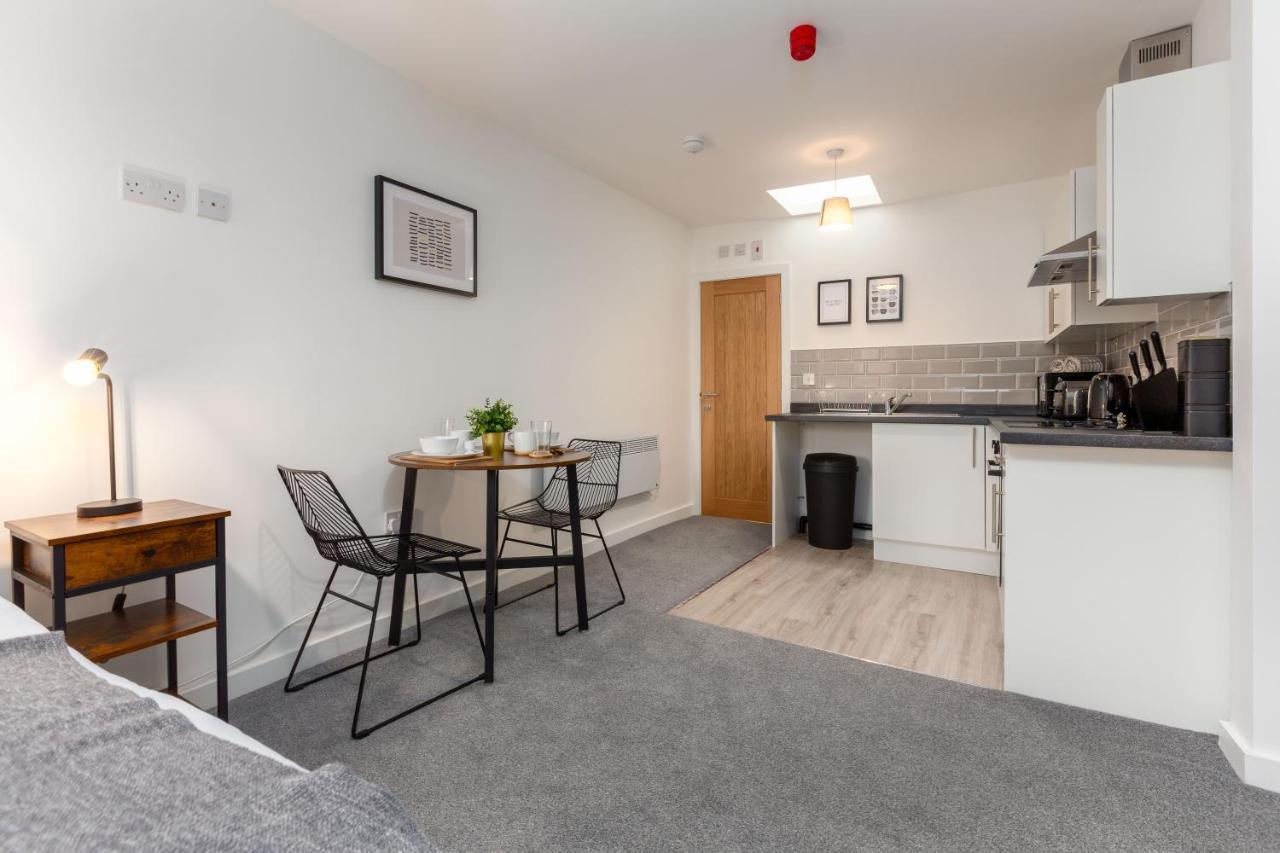 Charles Alexander Short Stay - Charnley House Apartments Blackpool Zewnętrze zdjęcie
