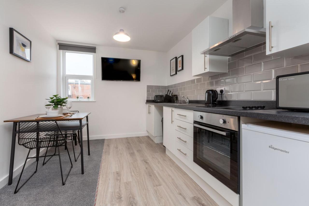 Charles Alexander Short Stay - Charnley House Apartments Blackpool Zewnętrze zdjęcie
