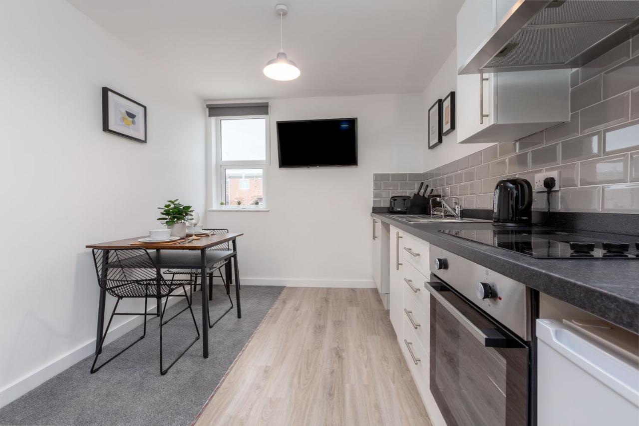 Charles Alexander Short Stay - Charnley House Apartments Blackpool Zewnętrze zdjęcie