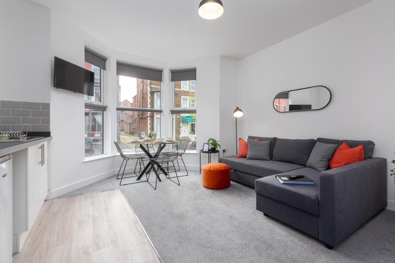 Charles Alexander Short Stay - Charnley House Apartments Blackpool Zewnętrze zdjęcie
