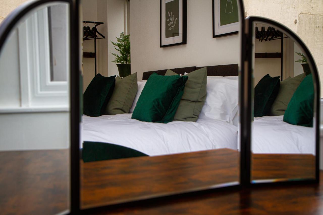 Charles Alexander Short Stay - Charnley House Apartments Blackpool Zewnętrze zdjęcie