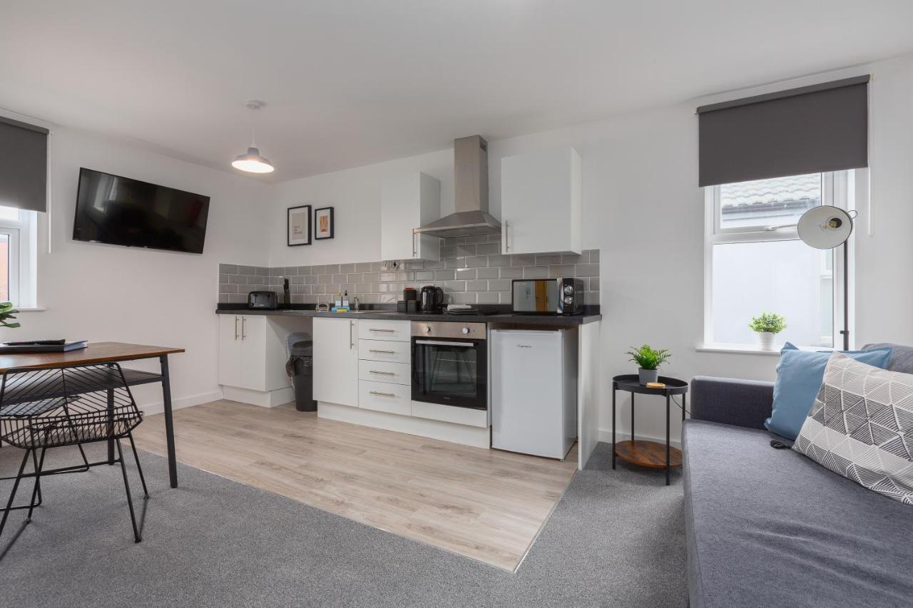 Charles Alexander Short Stay - Charnley House Apartments Blackpool Zewnętrze zdjęcie